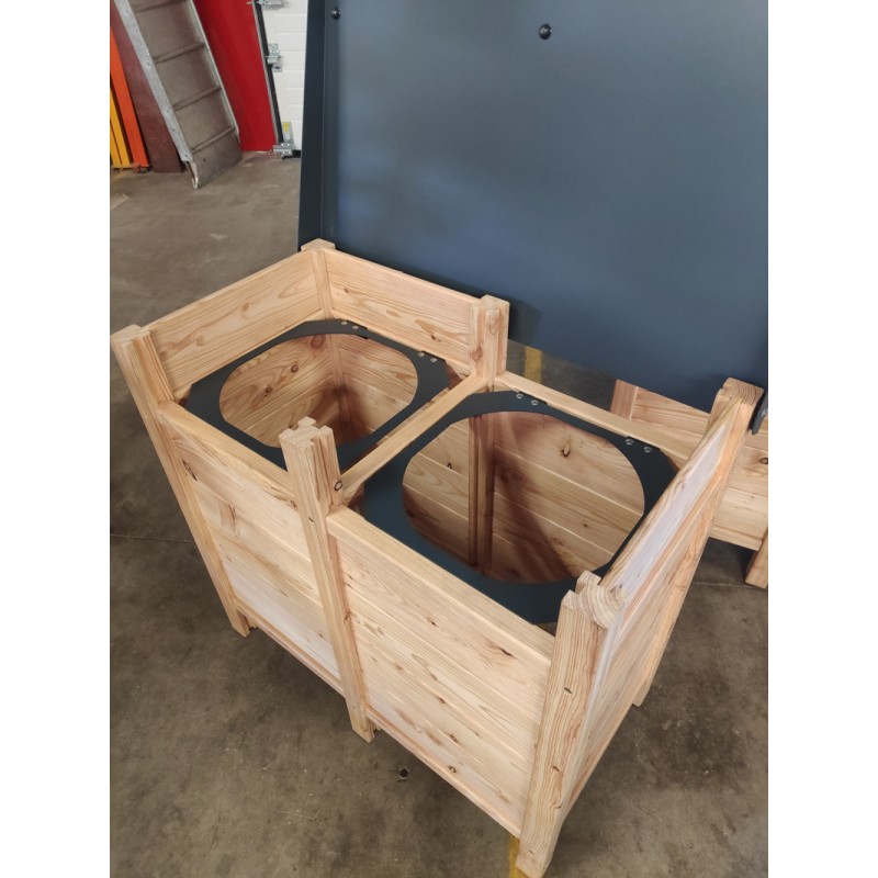 poubelle avec couvercle en acier