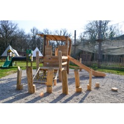 module ludique en robinier massif