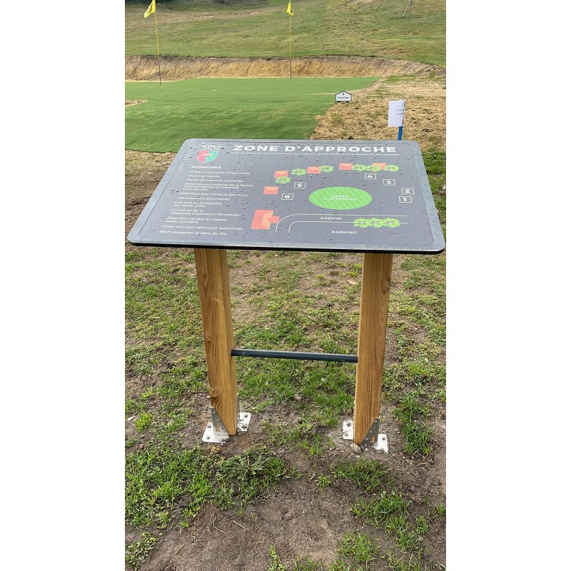 Table alucomposite incrusté dans compact aspect pierre