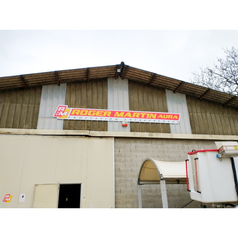 enseigne usinée à la forme