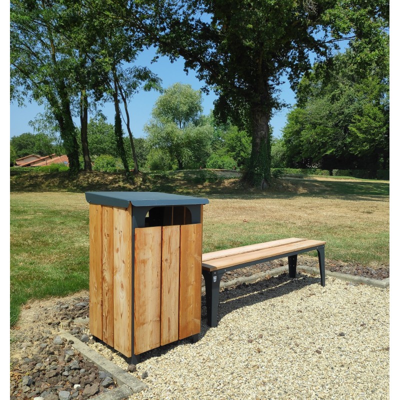 Poubelle avec banc en situation