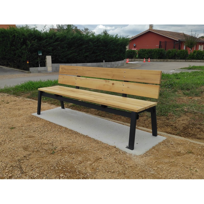 banc en tube inox et robinier