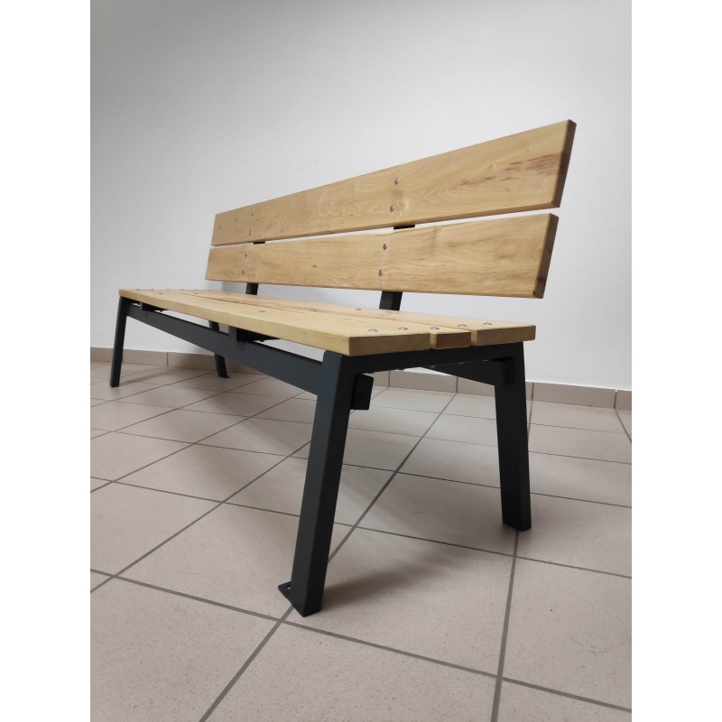 Banc moderne et épuré