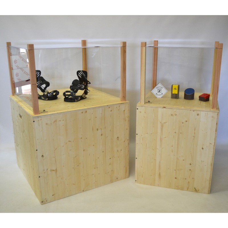 Vitrine musée bois et plexiglass