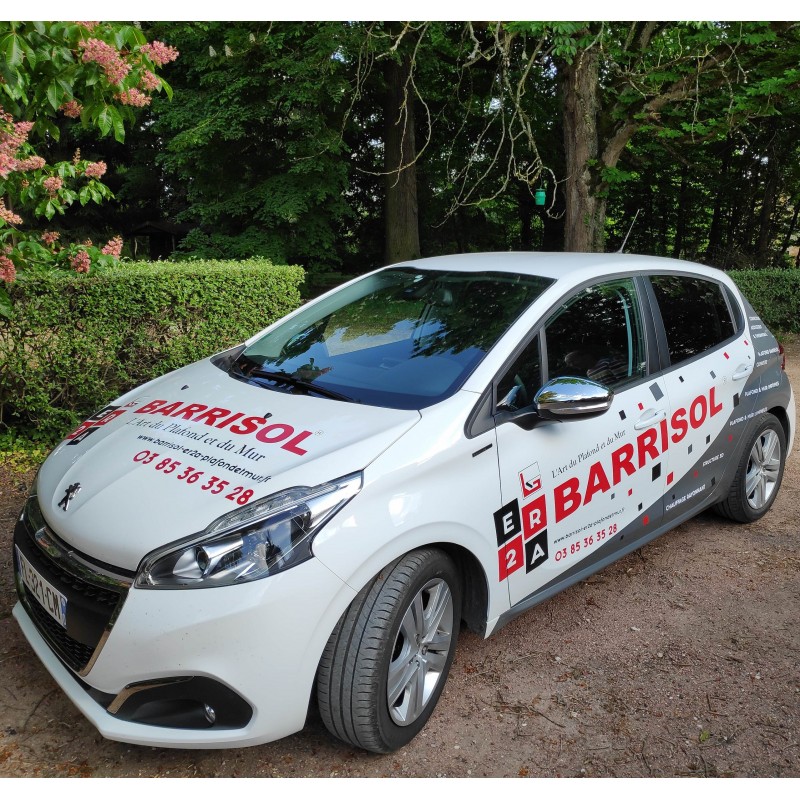 pose vinyle sur voiture