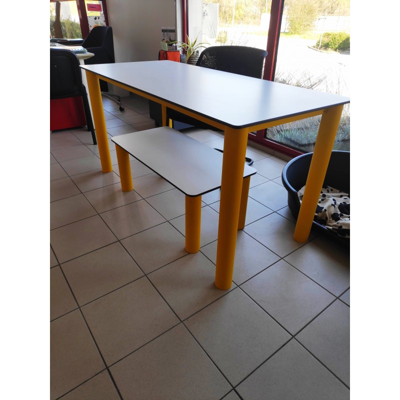 Table piètement Aluminium
