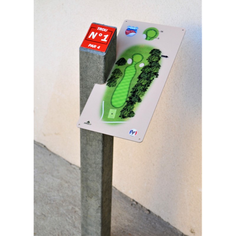 Pupitre sur poteau en matériau recyclé