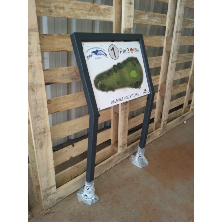 Totem support signalétique incliné